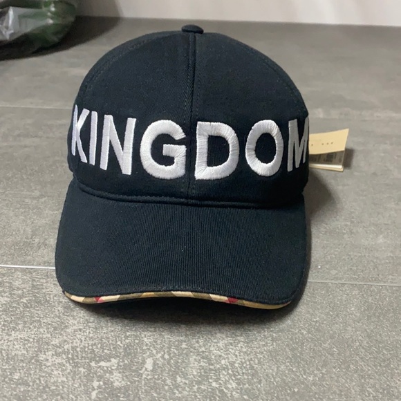 Authentic BNWT Limited Edition Burberry Kingdom baseball hat Accessories
